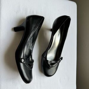 Y2K 90s Classified Black Mary Jane Heeled Pumps Size 9
